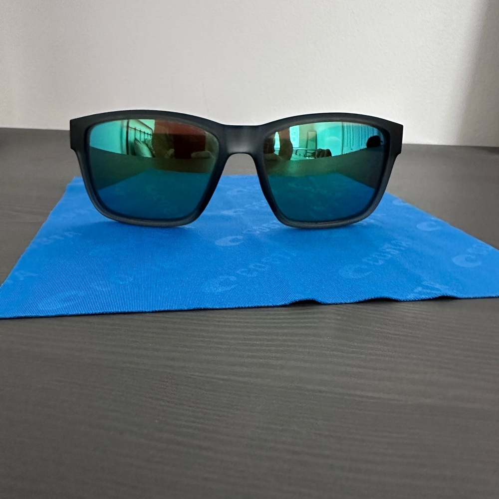 Costa Paunch polarized sunglasses